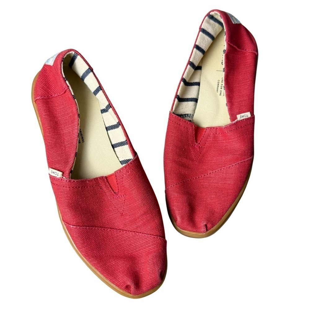 Tom’s Women’s Classic Red Wrap Style Slip In Comfort Flats Brown Sole size W7